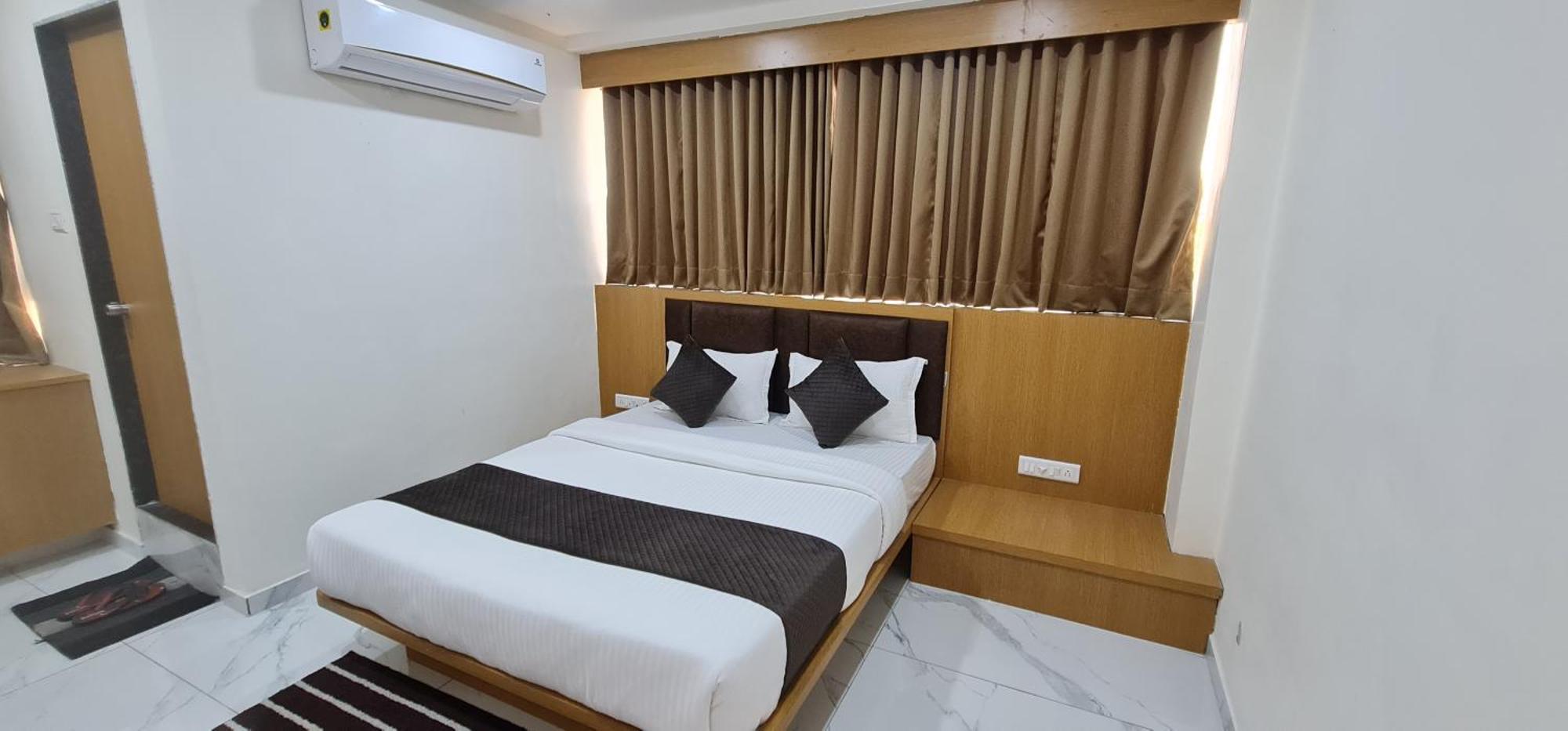 Hotel Vivan 바도다라 외부 사진